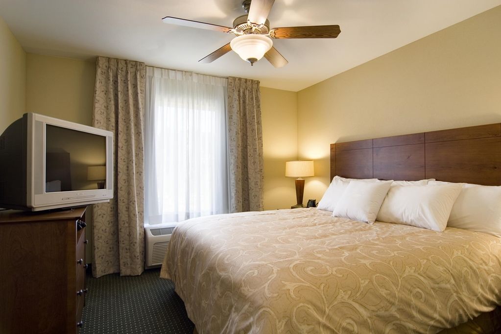 Larkspur Landing Extended Stay Suites St Louis Riverport Мэриленд-Хайтс Номер фото